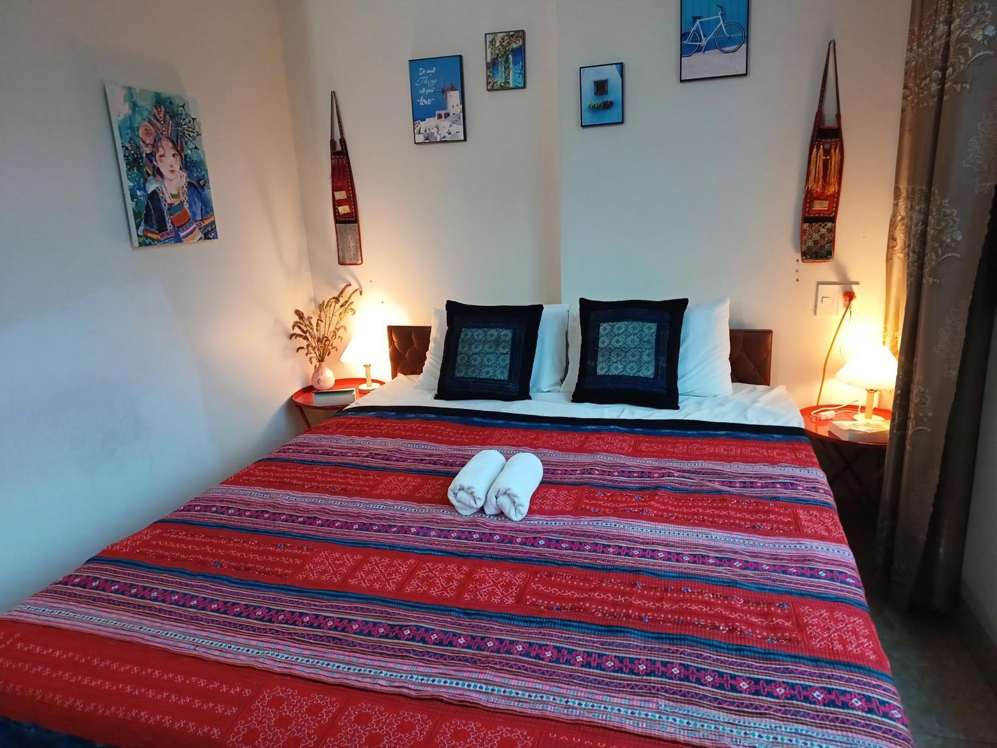 Hotel Yolo Ha Giang Adventures, Motorbike And Loop Tours Esterno foto