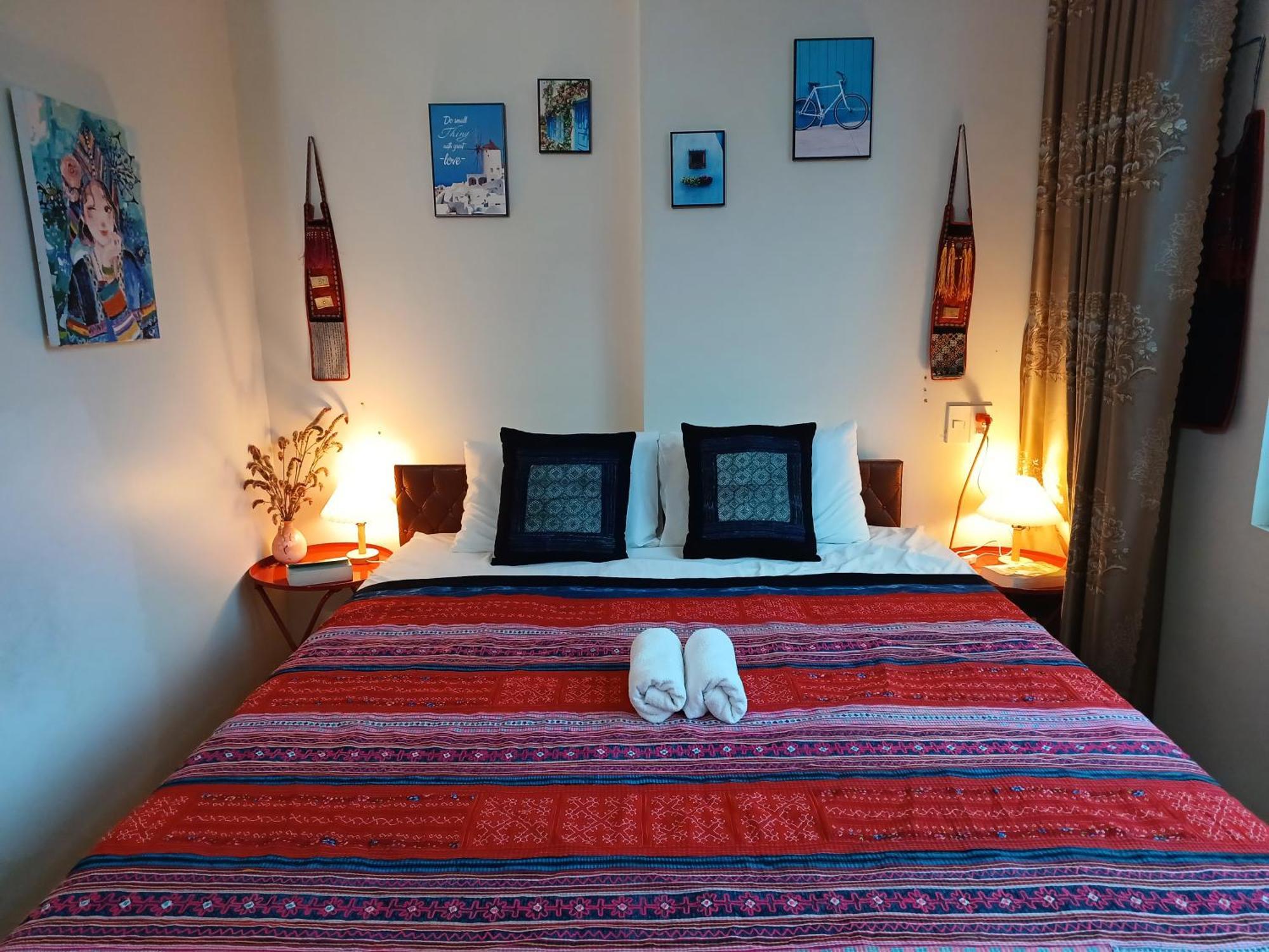 Hotel Yolo Ha Giang Adventures, Motorbike And Loop Tours Esterno foto