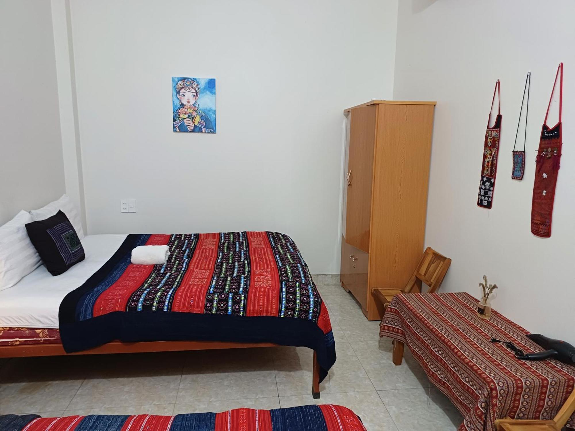 Hotel Yolo Ha Giang Adventures, Motorbike And Loop Tours Esterno foto